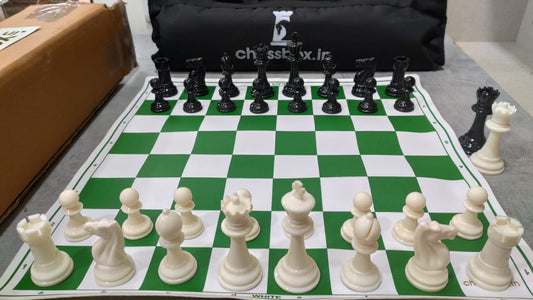chessbox 18 x 18 Inch flexible chess mat staunton pieces with 2 extra queens and durable bag (Green)