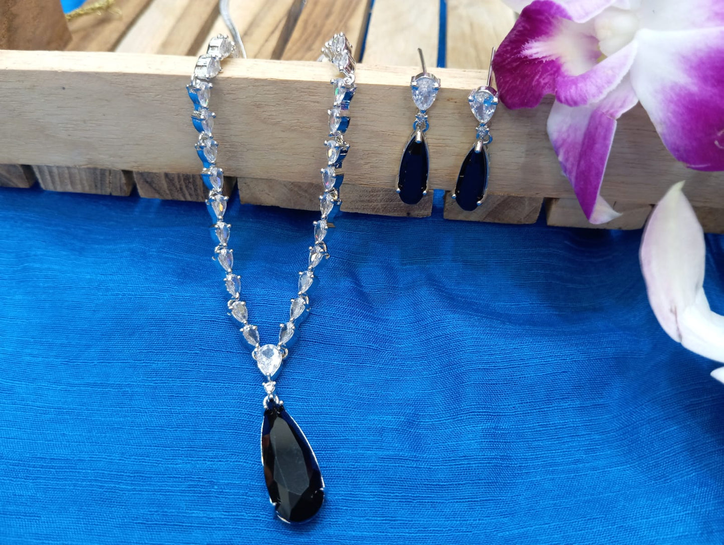 Silver Black Jewel Set  (Pack of 3)