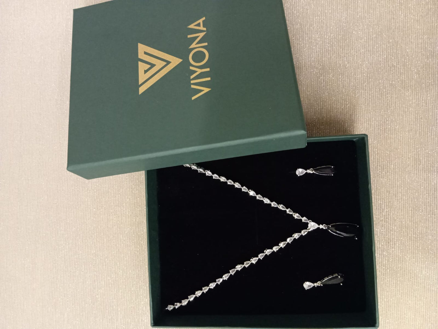 Silver Black Jewel Set  (Pack of 3)